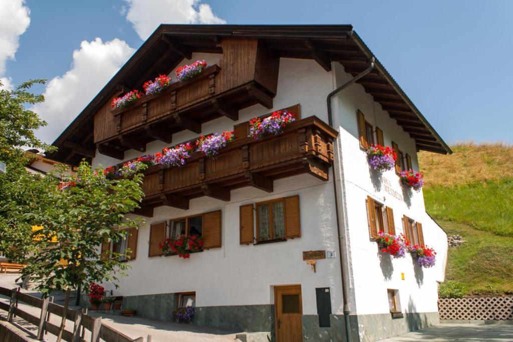 Haus Wendelin Apartamento Fulpmes Exterior foto